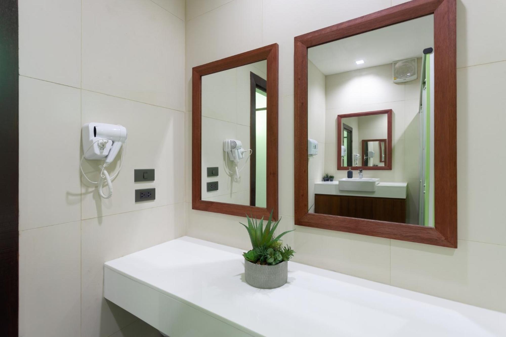 Sound Gallery House - Sha Plus Phuket Bagian luar foto