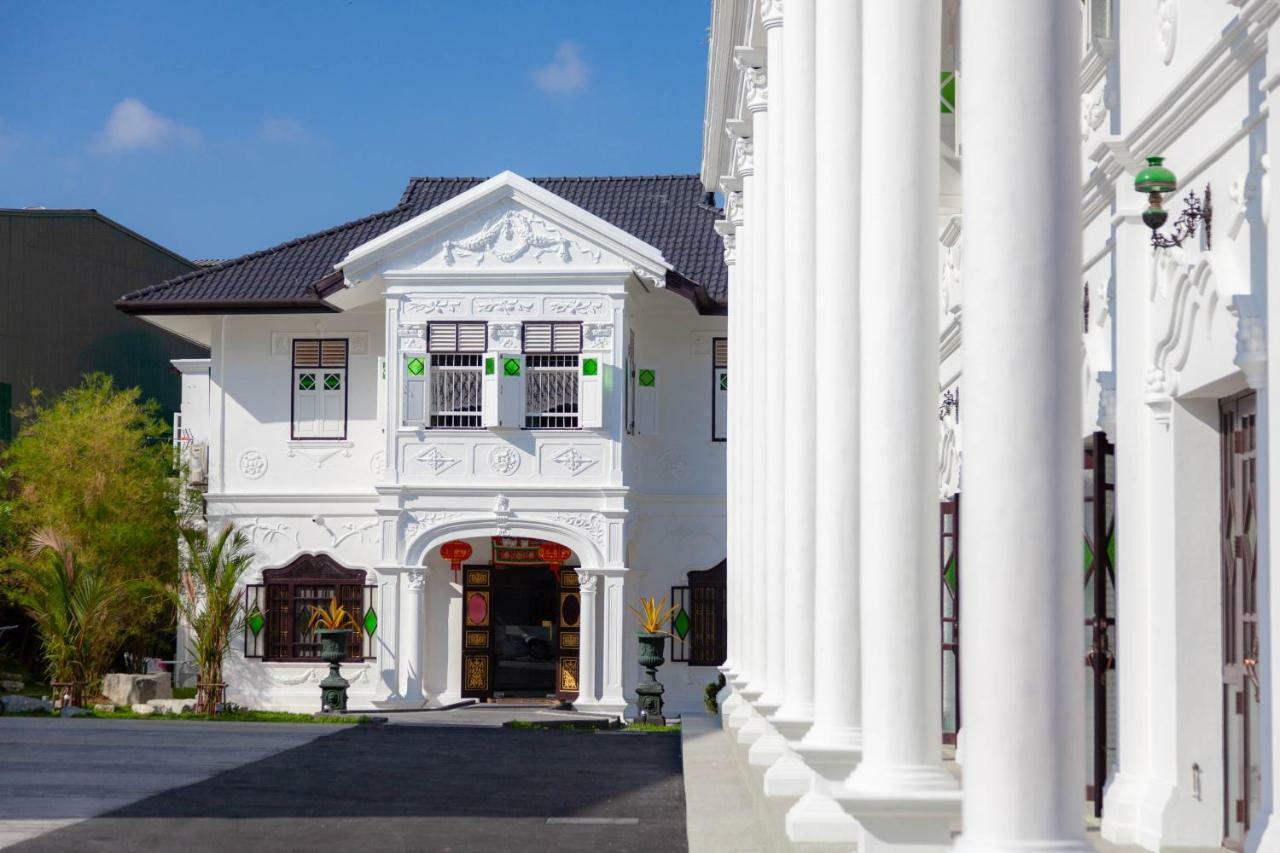 Sound Gallery House - Sha Plus Phuket Bagian luar foto