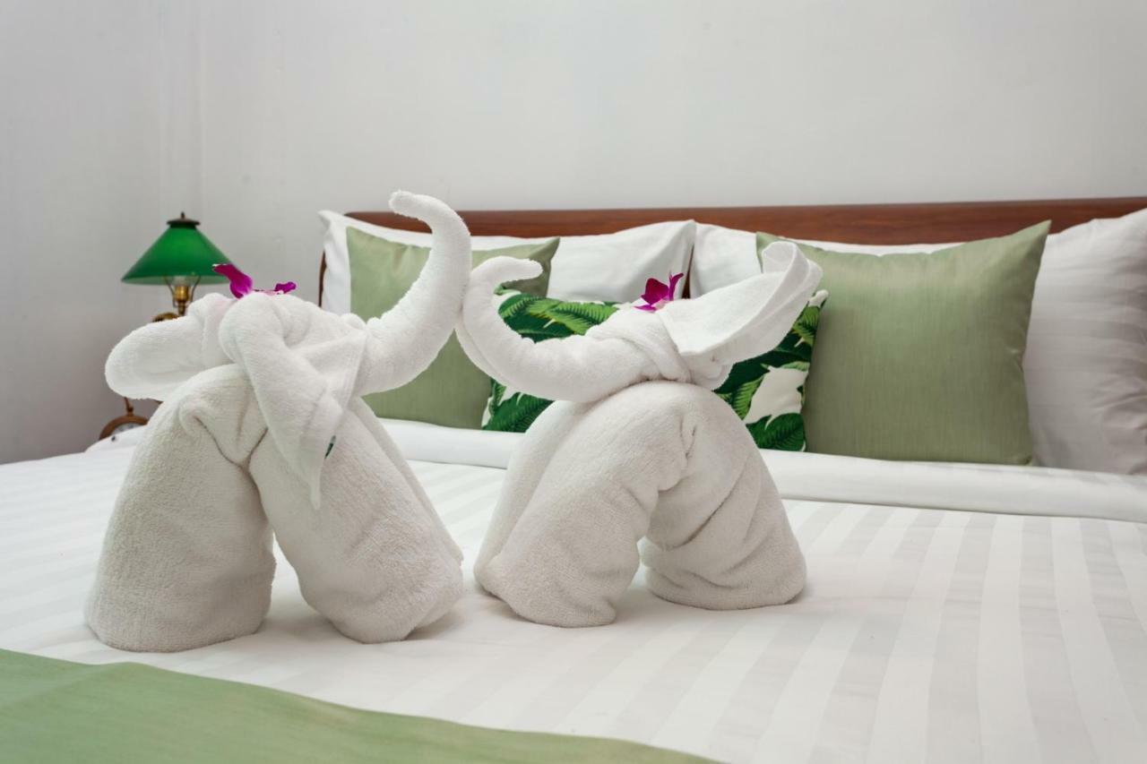 Sound Gallery House - Sha Plus Phuket Bagian luar foto