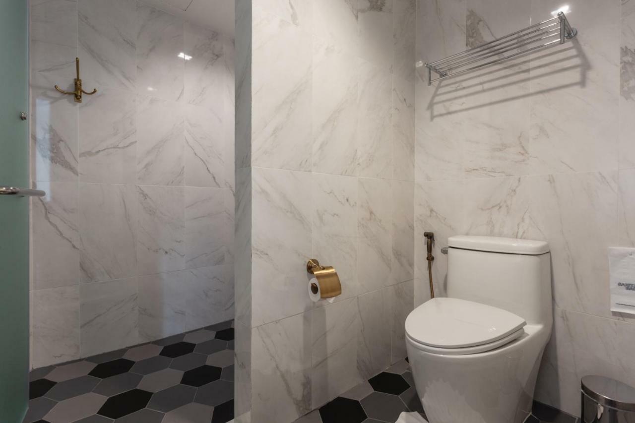 Sound Gallery House - Sha Plus Phuket Bagian luar foto